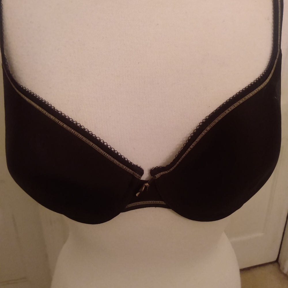 Bra - Picture 9 of 10